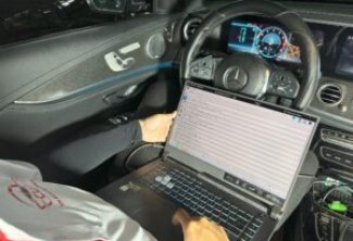 SỬA CHỮA VÀ PHỤC HỒI THƯỚC LÁI ĐIỆN XE MERCEDES BENZ GIÁ RẺ SỐ 1