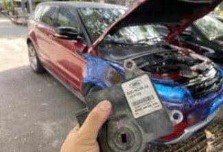 SỬA HỘP ECU ECM PCM ĐIỀU KHIỂN ĐỘNG CƠ XE LAND ROVER